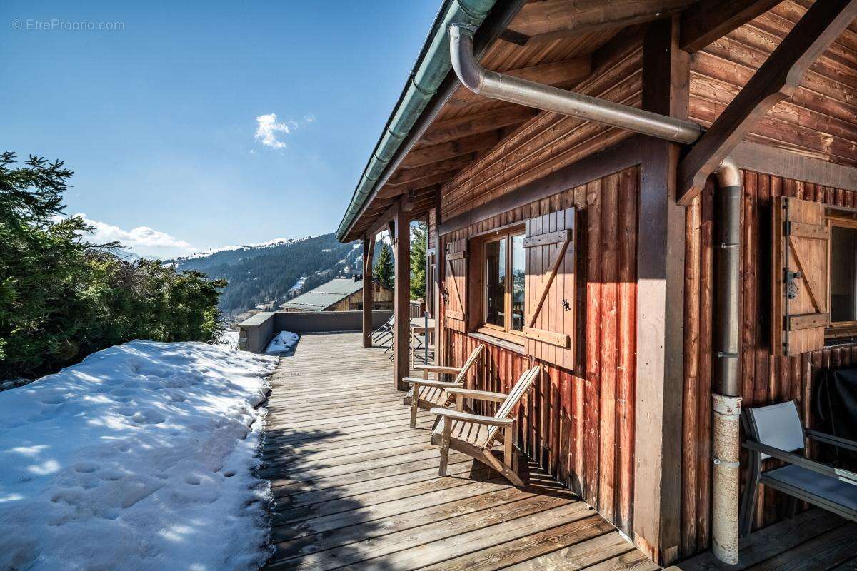 Un chalet alpin magnifiquement aménagé offrant une vue panoramique, idéalement situé à Chavannes - photo 20