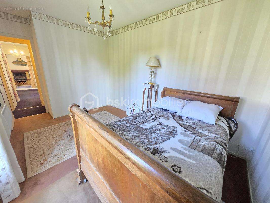 Maison à COULANGES-LES-NEVERS