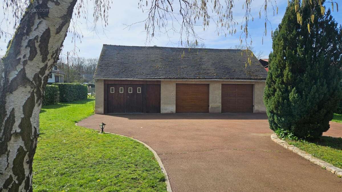 Maison à CONDE-SUR-VESGRE