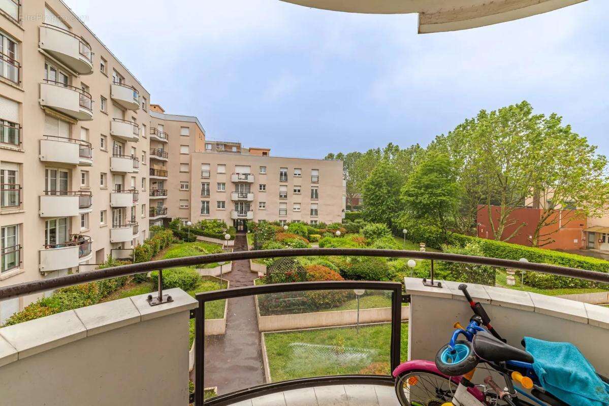 Appartement à BONNEUIL-SUR-MARNE