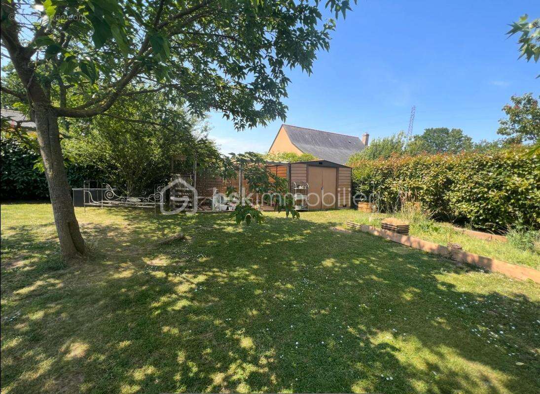 Maison à SAINT-PIERRE-LA-COUR