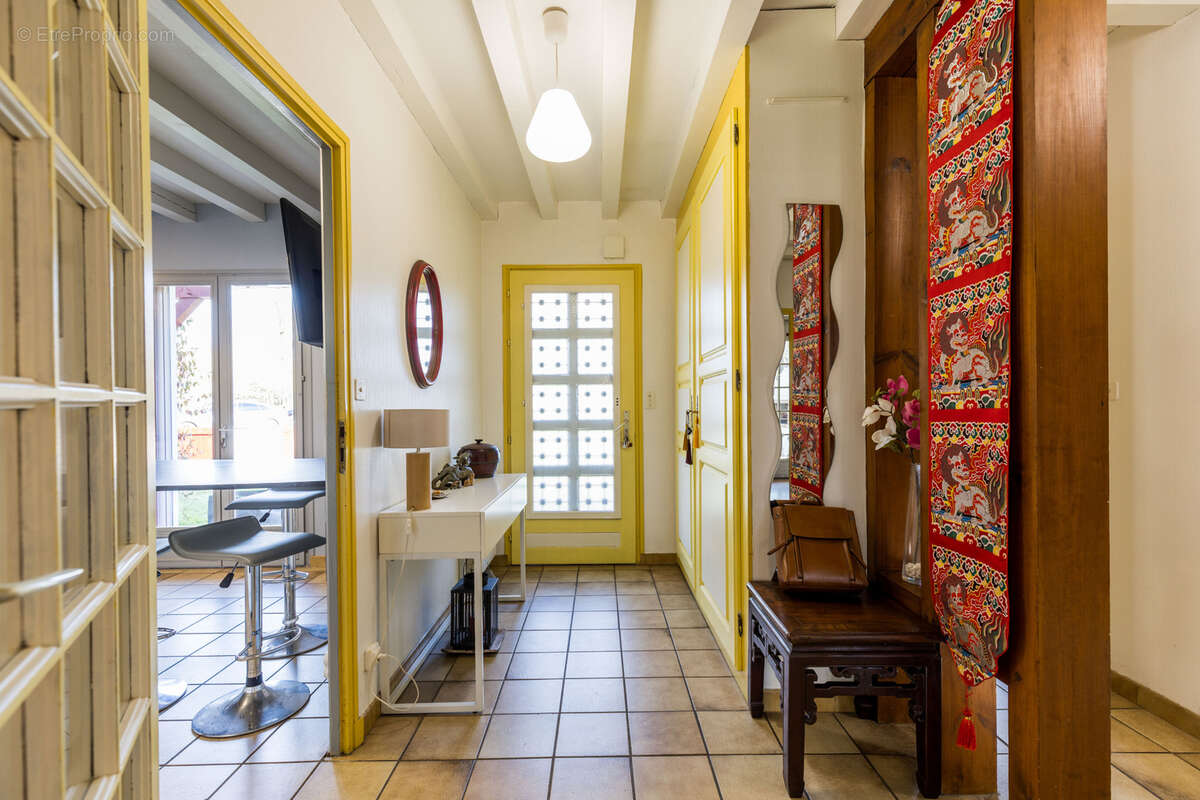 Maison à SAINT-PIERRE-DU-MONT