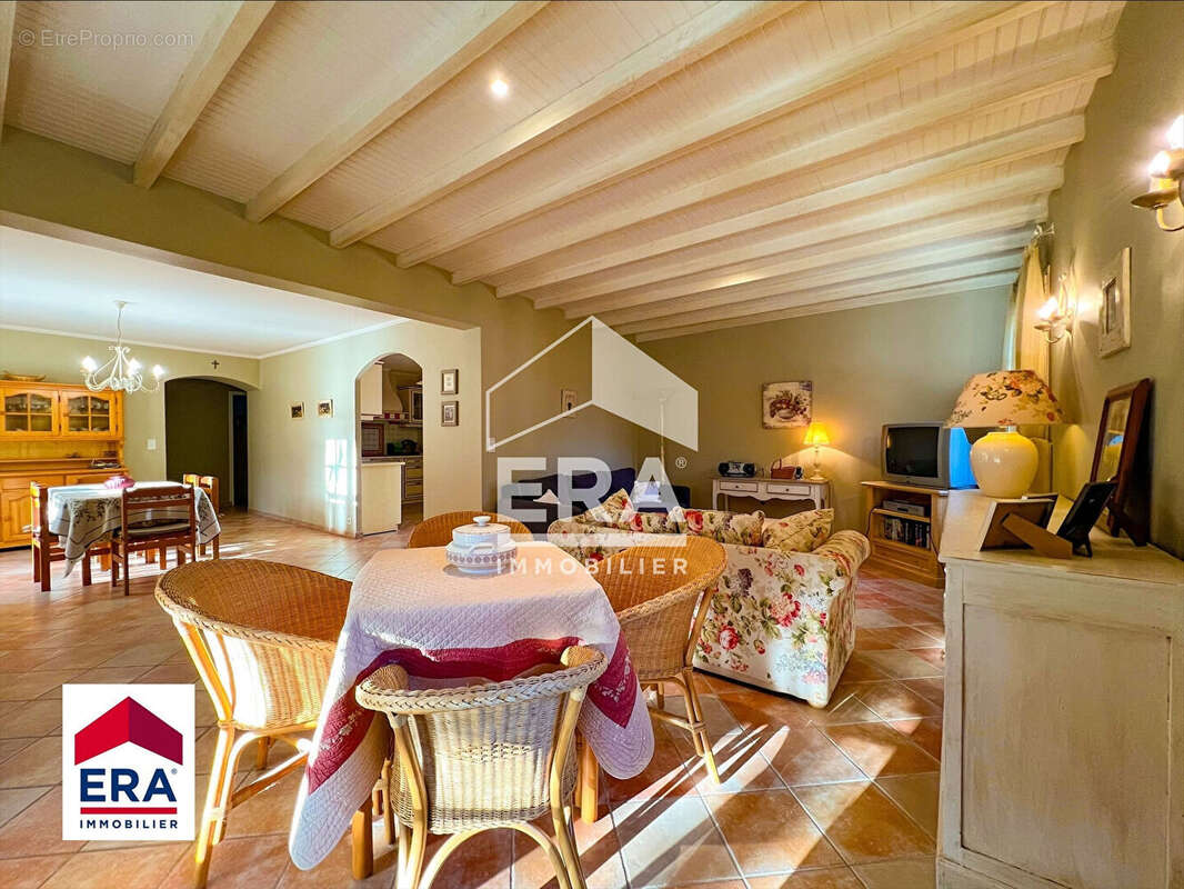 Maison à MALEMORT-DU-COMTAT