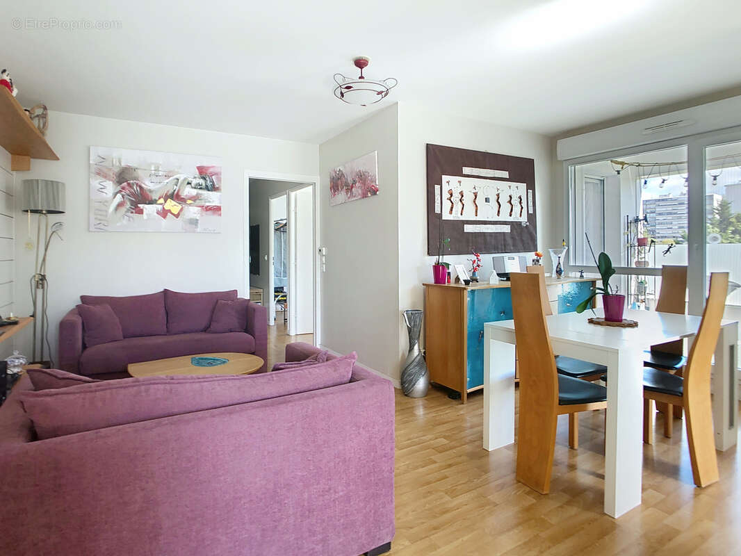 Appartement à NANTERRE