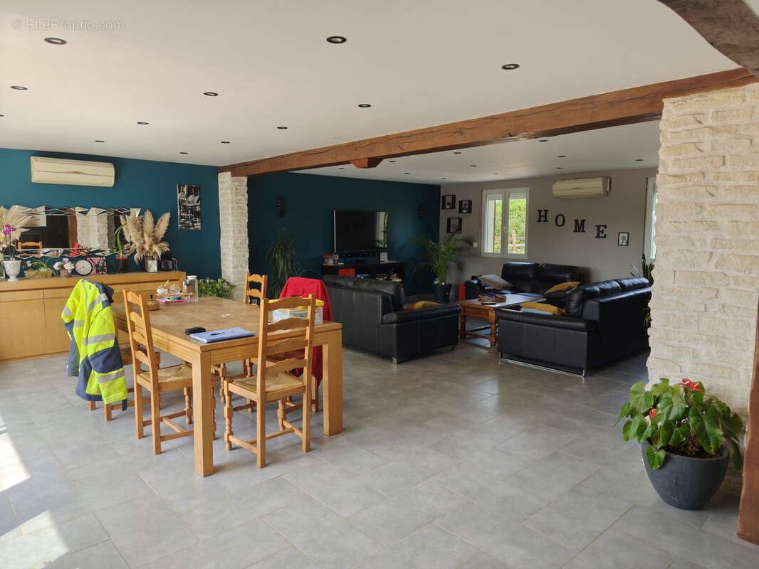 Maison à LA VESPIERE