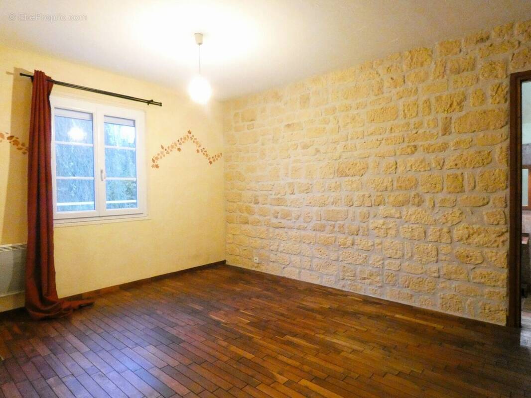 Maison à VIENNE-EN-VAL