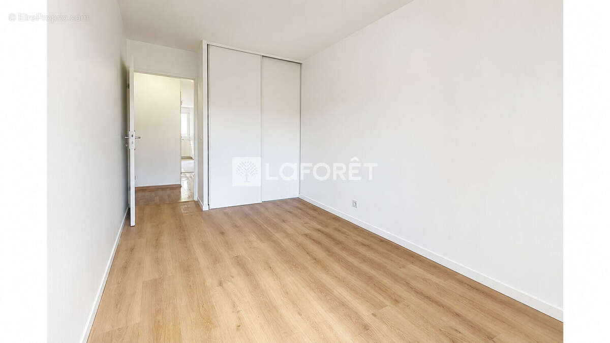 Appartement Villejuif 3 pièce(s) 68.66 m2 - photo 7