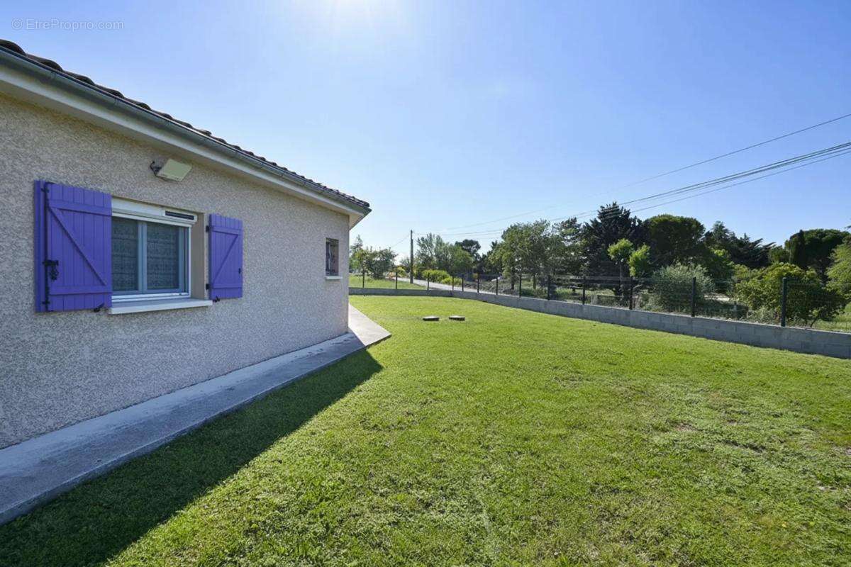 Maison de 5 pièces de 119 m² à Saint-Remèze - photo 15