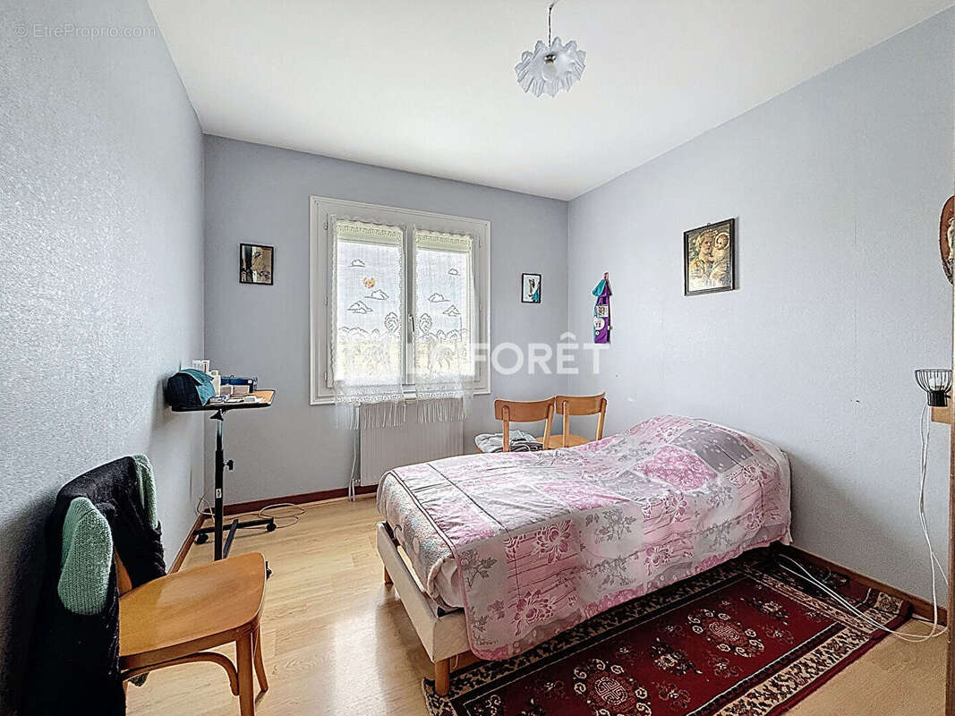 Maison à DOUE-LA-FONTAINE