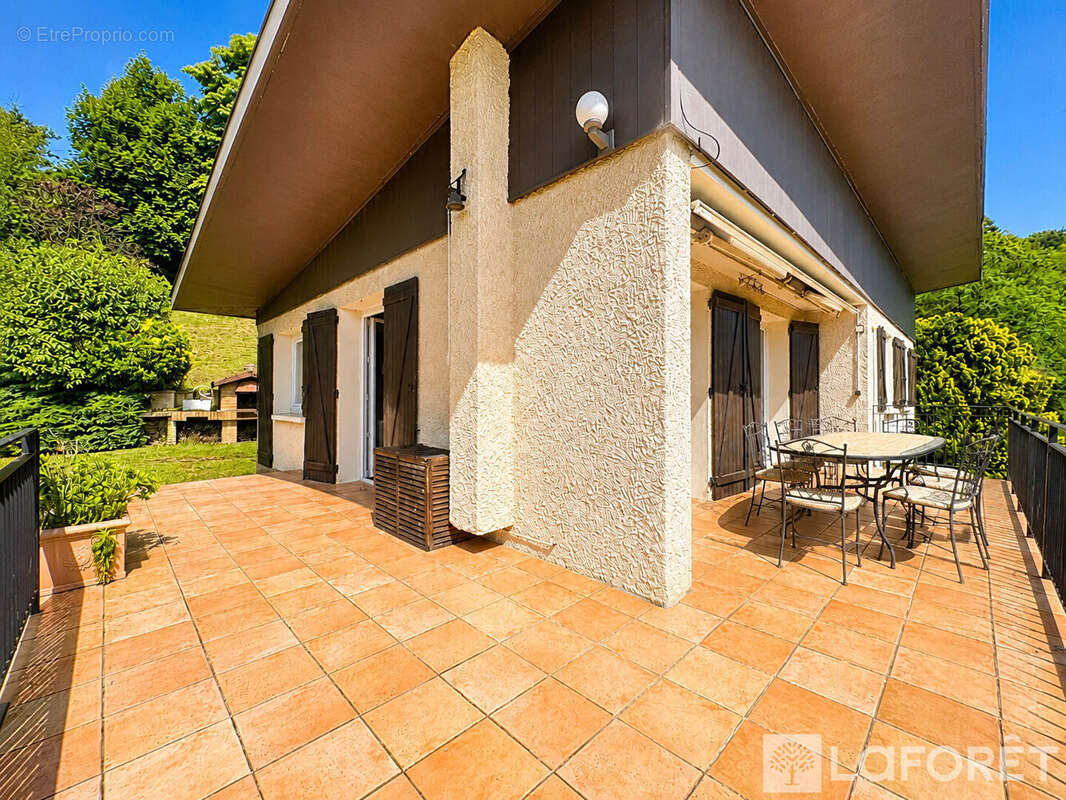 Maison à LIMONEST