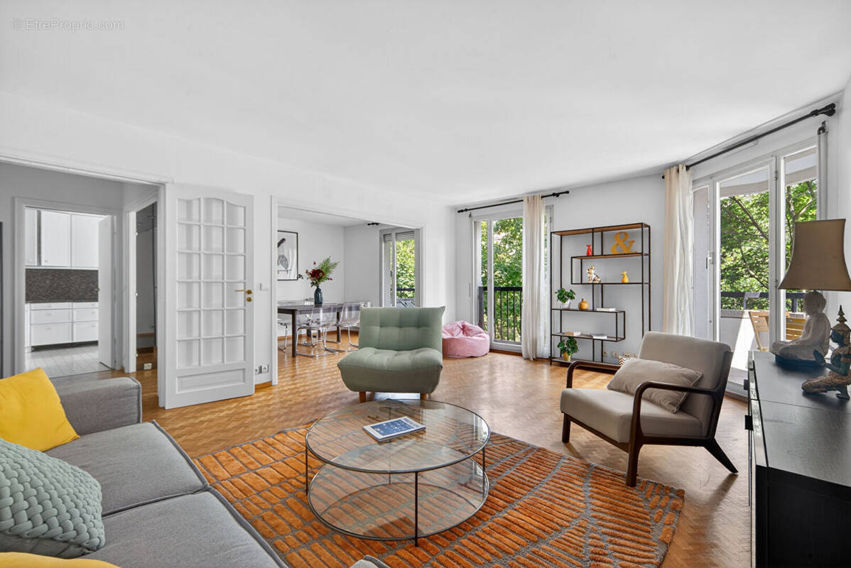 Appartement à PARIS-12E