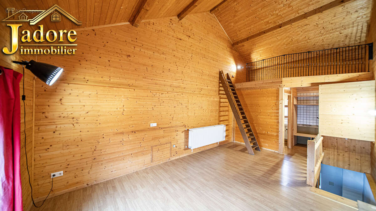 *** trop tard *** ferme vosgienne renovee + appartement !! - photo 8