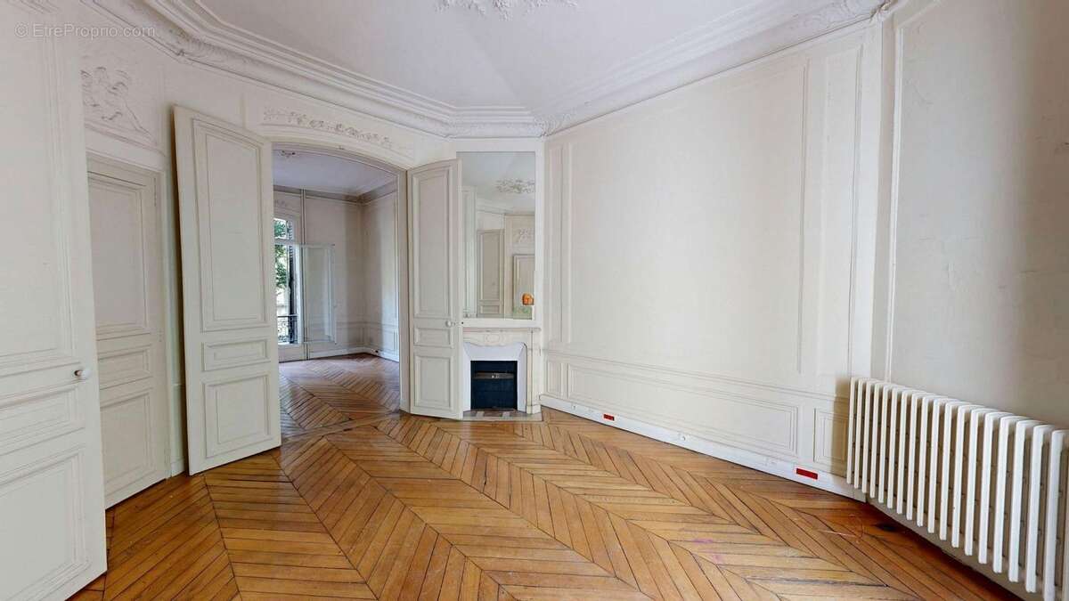 Maison à PARIS-16E