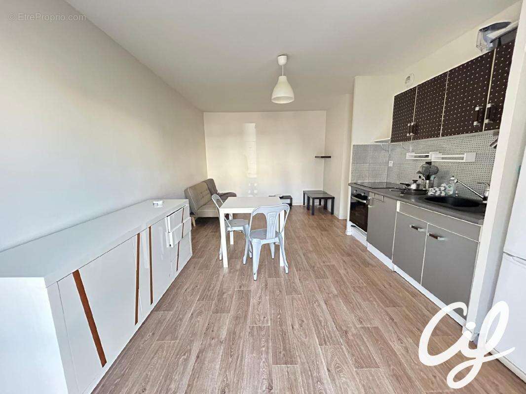 Appartement T1B NANTES Bon Port - 36.27 m2  149 500 Euros - photo 4