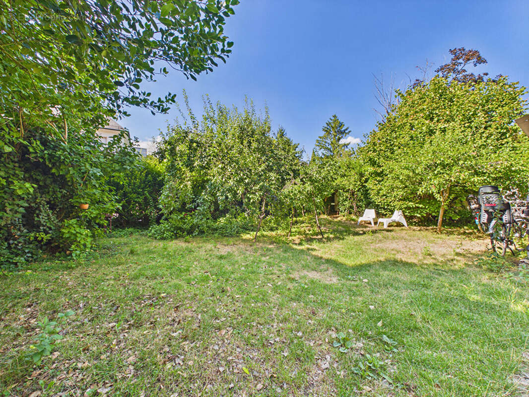 Appartement 3 Pièces en rez de jardin début Robertsau - photo 10