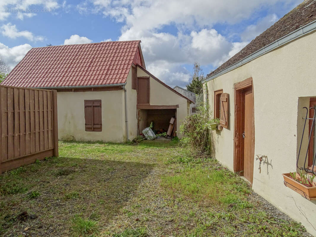 Maison à GRACAY