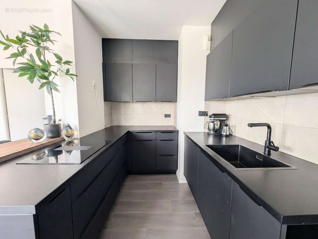 Appartement à ROSNY-SOUS-BOIS