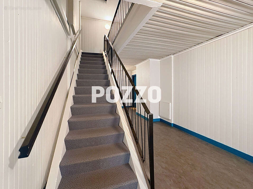 Appartement à DONVILLE-LES-BAINS