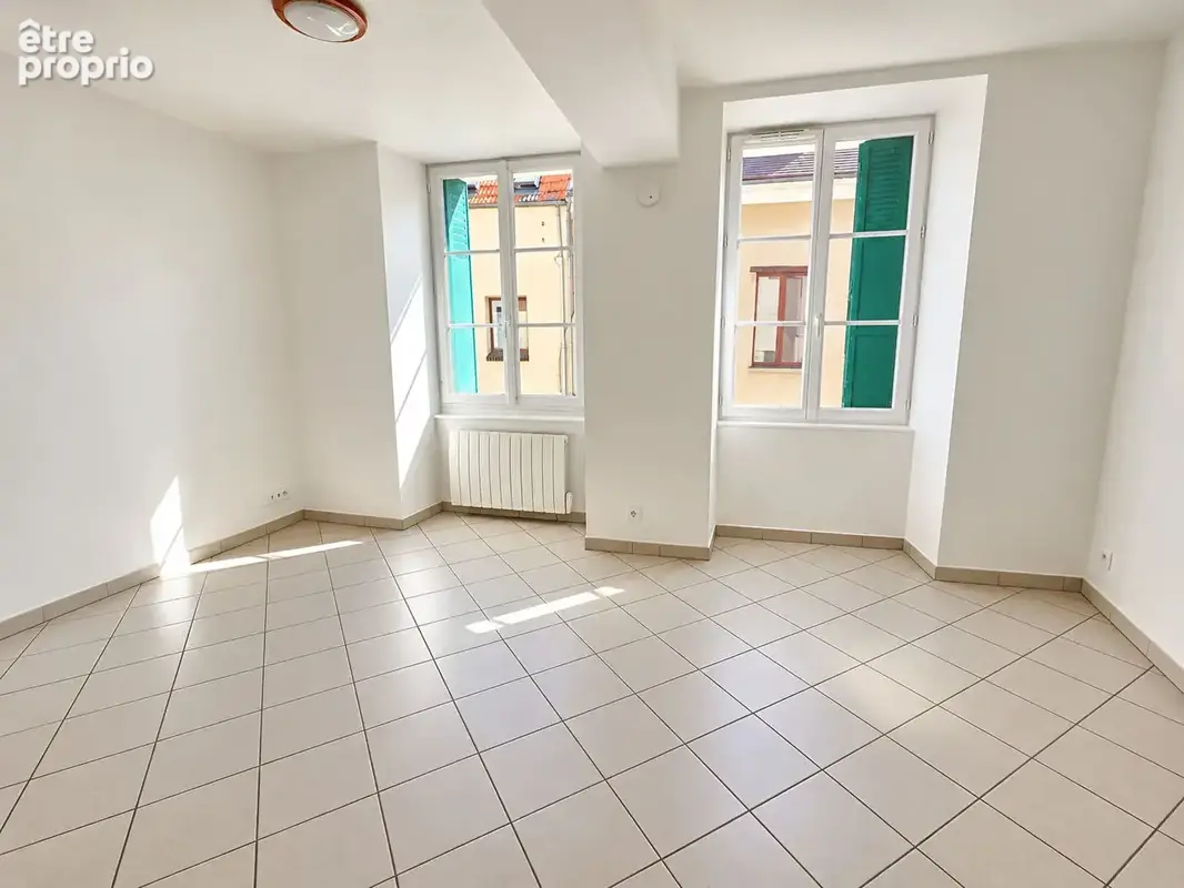 Appartement à EPERNON
