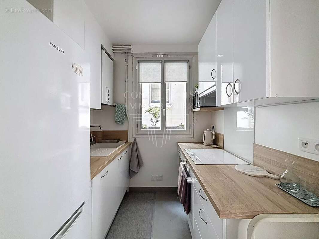 Appartement à PARIS-17E