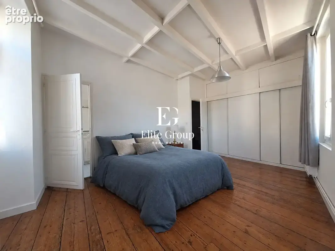 A VENDRE Maison de ville Cognac rue piétonne 3 pièces 81 m² - photo 8
