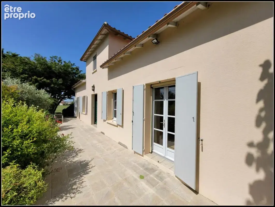 Plain-pied, jardin arboré, garage, vue, charme, proximité village - photo 7