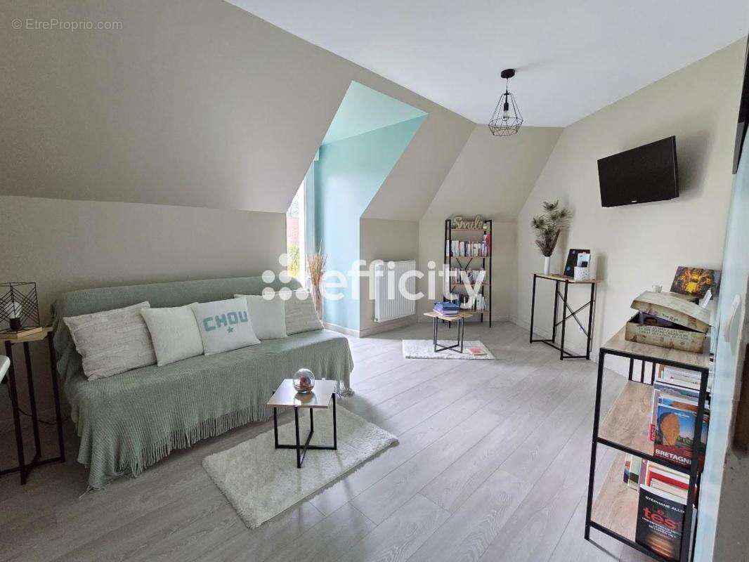 Maison à LE PERRAY-EN-YVELINES