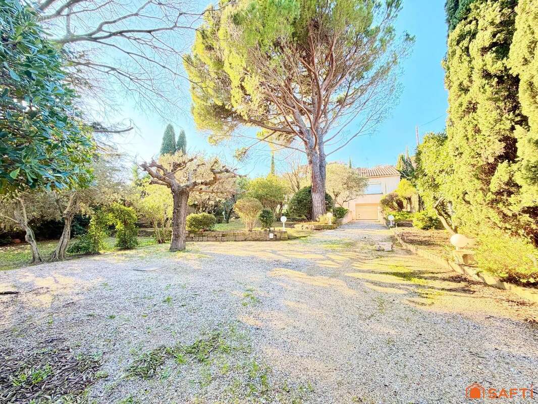 Photo 3 - Maison à LES ANGLES