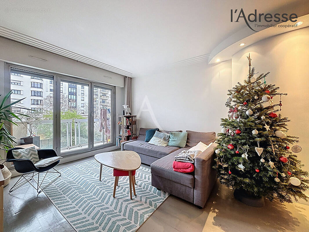 Appartement à SURESNES