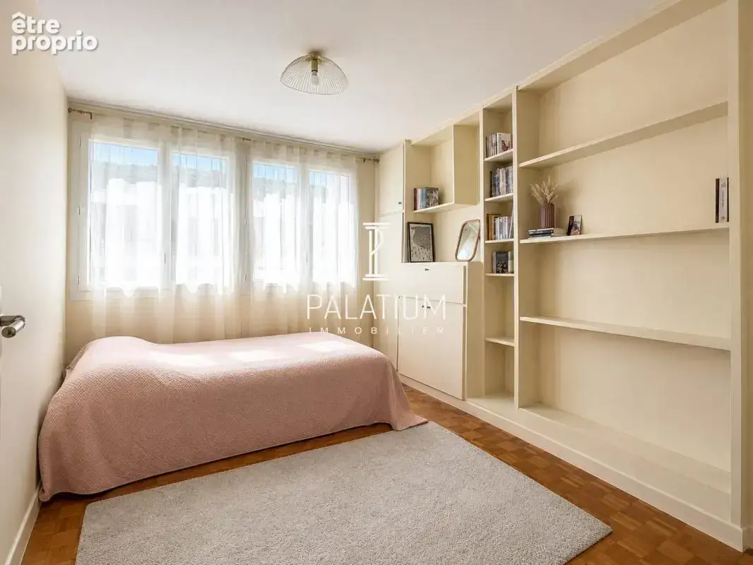 Magnifique appartement climatisé et rénové, en dernier étage - photo 13