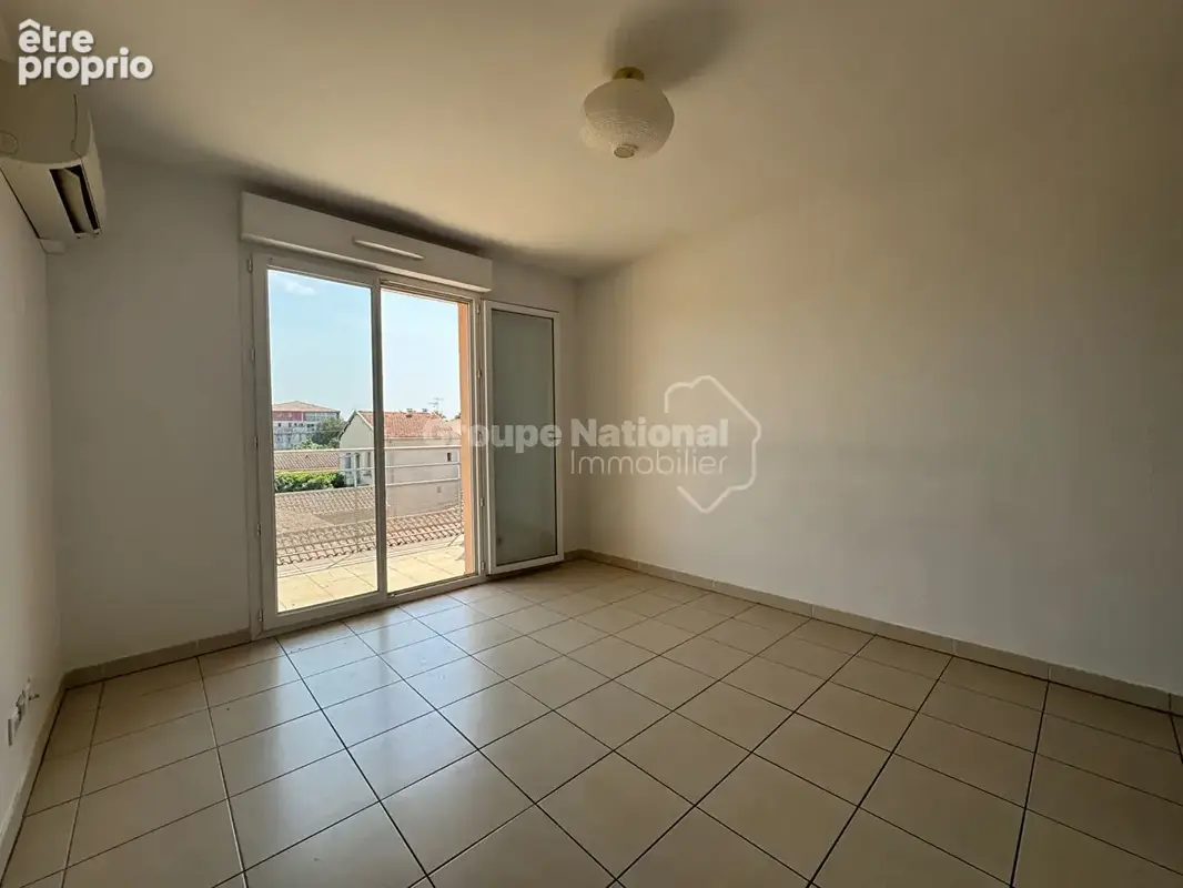Appartement T2 avec ascenseur , terrasse et parking - photo 4