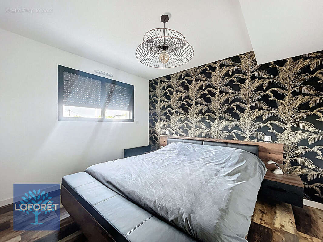 Maison à SAINT-BRICE-EN-COGLES