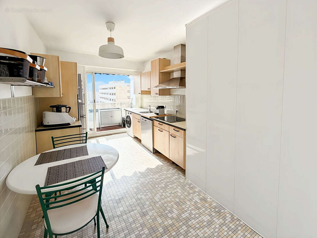 Appartement à MARSEILLE-9E