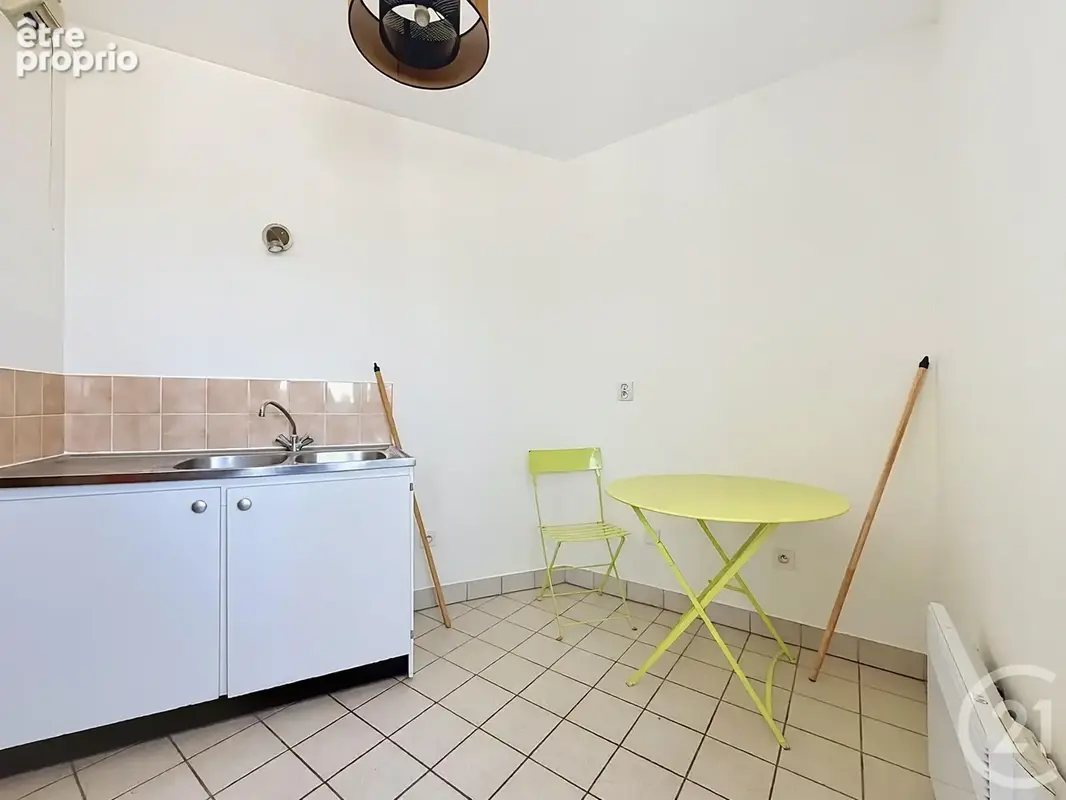 Appartement 1 pièce 36 m² à vendre à Chartres (28000) - photo 2