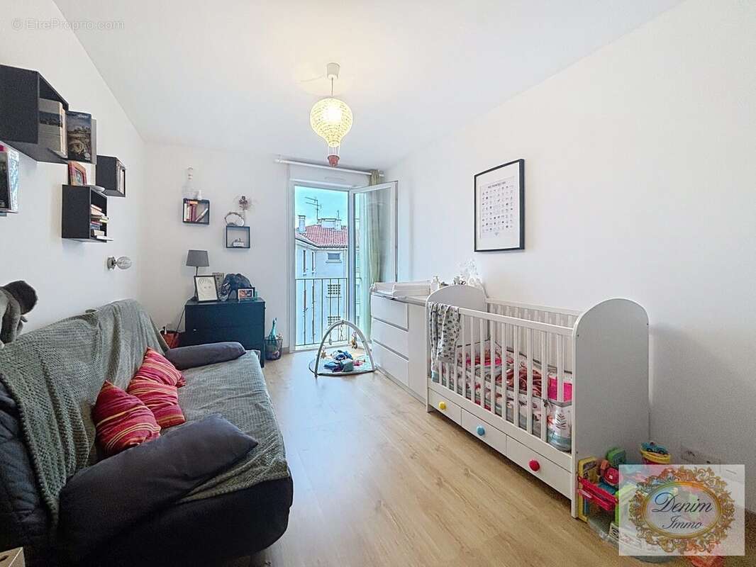 Appartement à NIMES