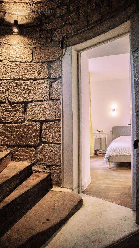 Maison à LACAPELLE-MARIVAL