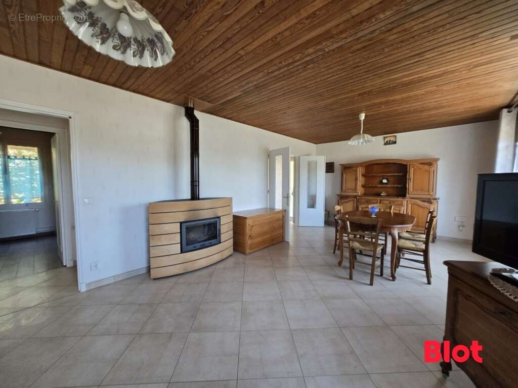Maison 95 m² à Lecousse  - photo 3