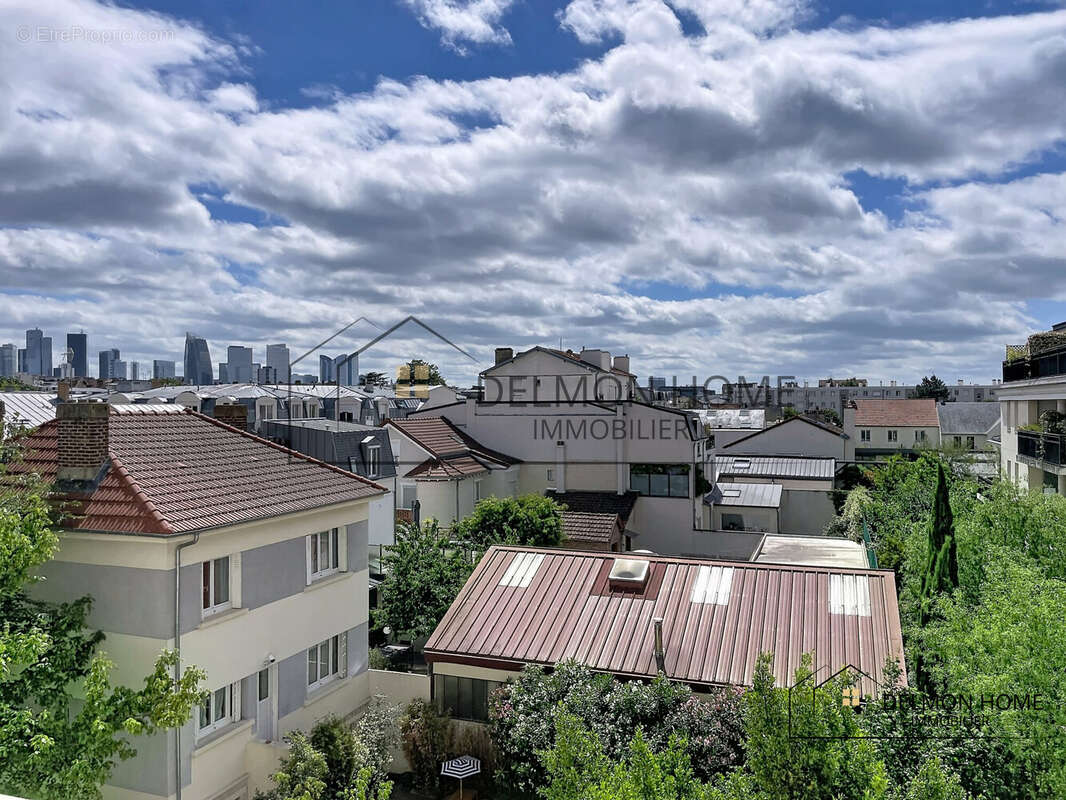 Appartement à LA GARENNE-COLOMBES