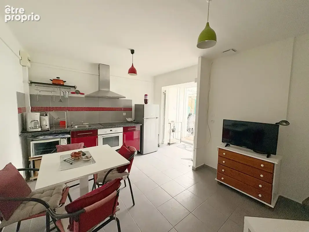 HYERES L' AYGUADE - Maison - 4 logements - 144m2 - photo 7