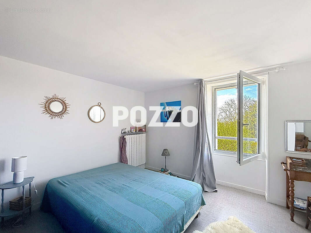 Maison à JULLOUVILLE