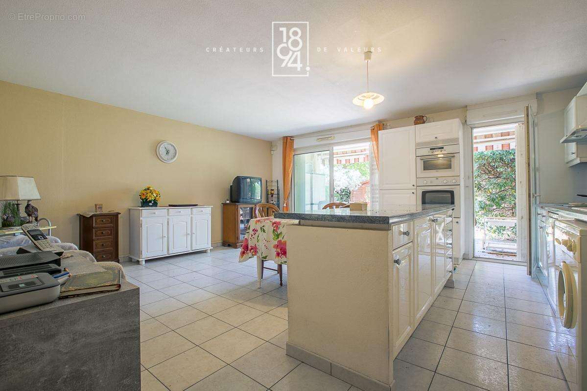Appartement à MARSEILLE-13E