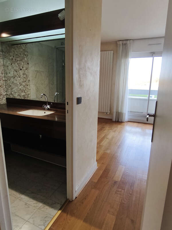 Appartement à BOUGIVAL