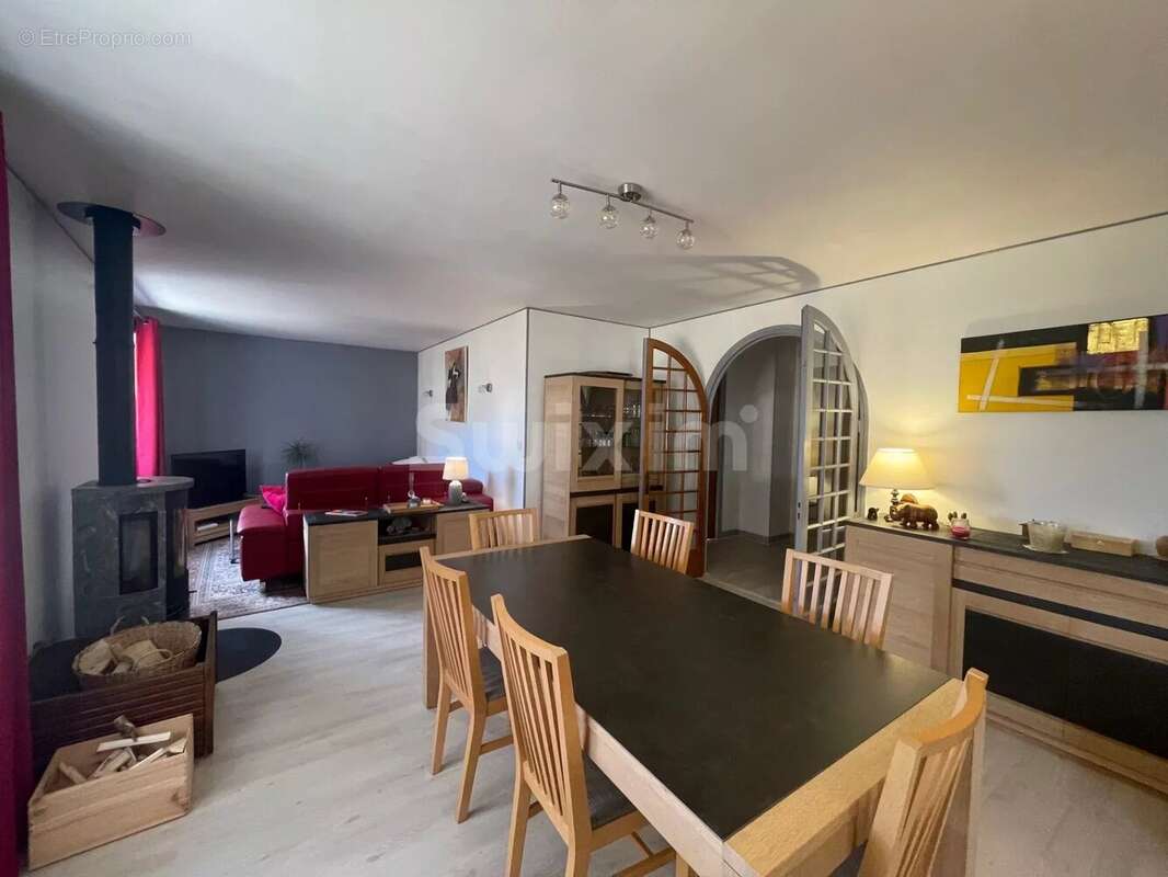 Maison à CLAIRVAUX-LES-LACS