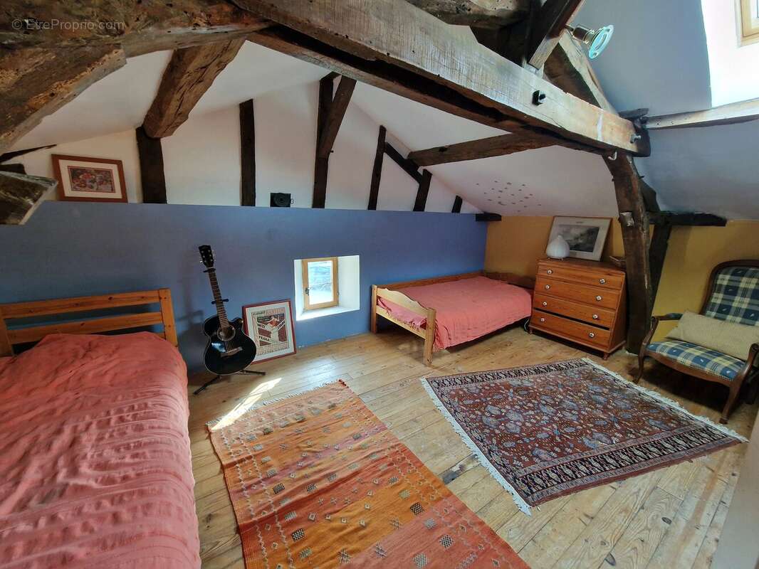 Maison à LAUZUN