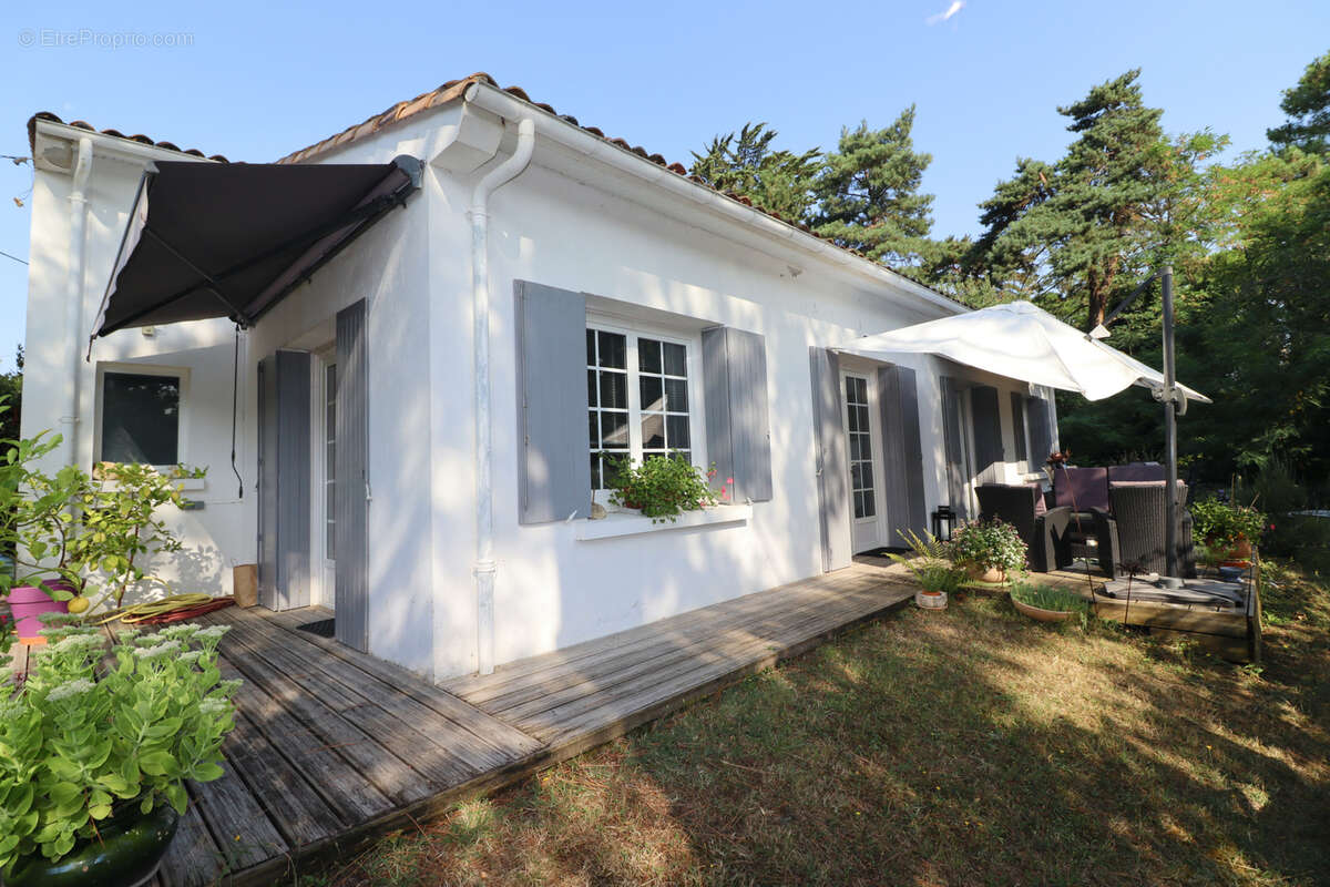 Maison à MESCHERS-SUR-GIRONDE