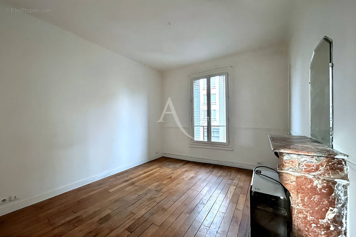 Appartement à IVRY-SUR-SEINE