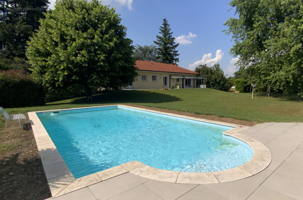 Maison à COLOMBIER-SAUGNIEU