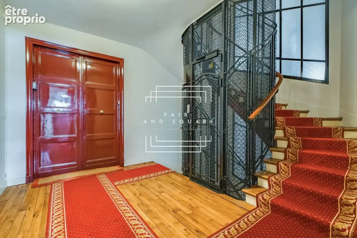Appartement à NEUILLY-SUR-SEINE