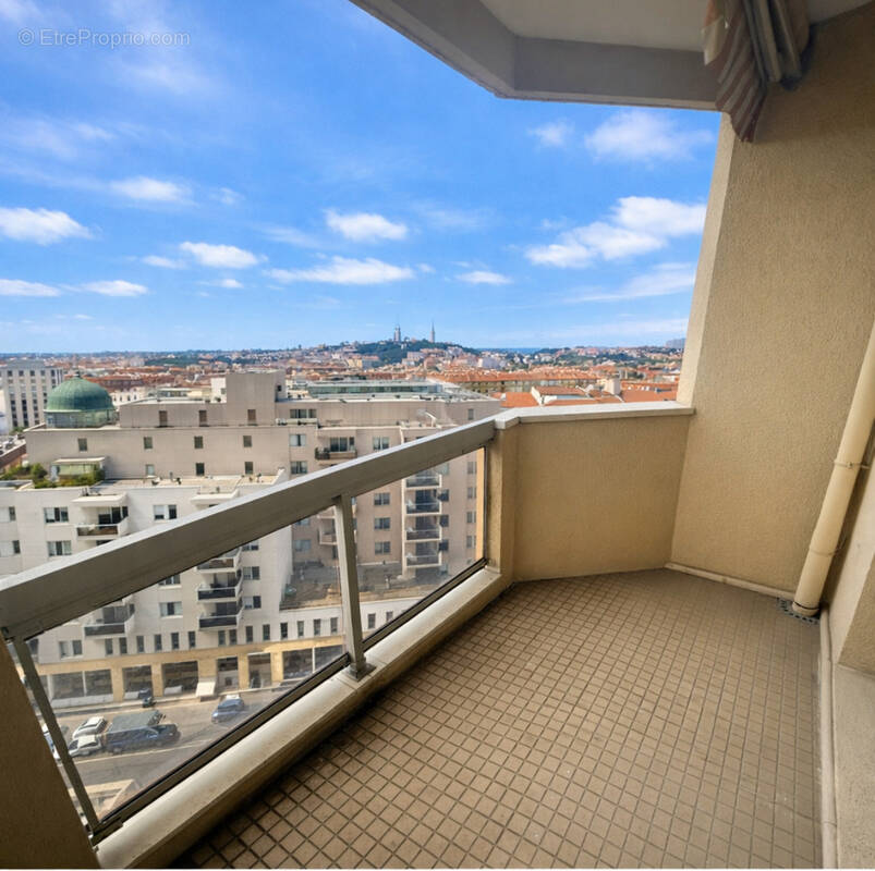 Appartement à LYON-6E