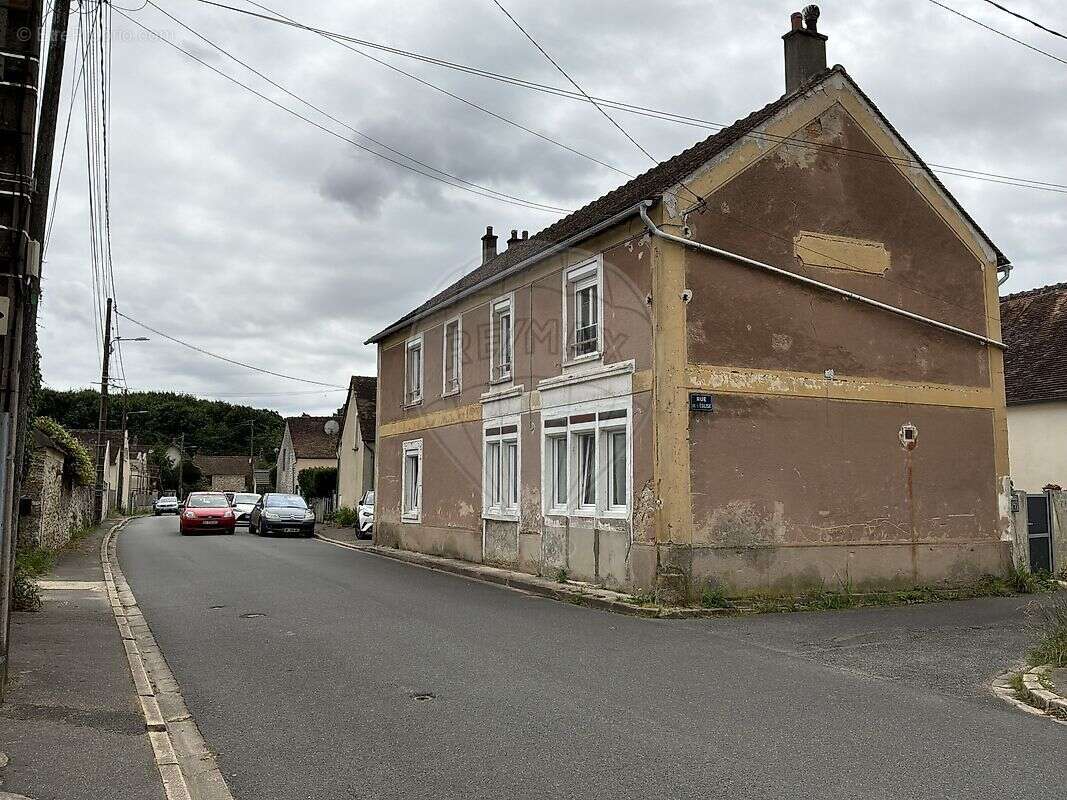 Maison à ECHOUBOULAINS